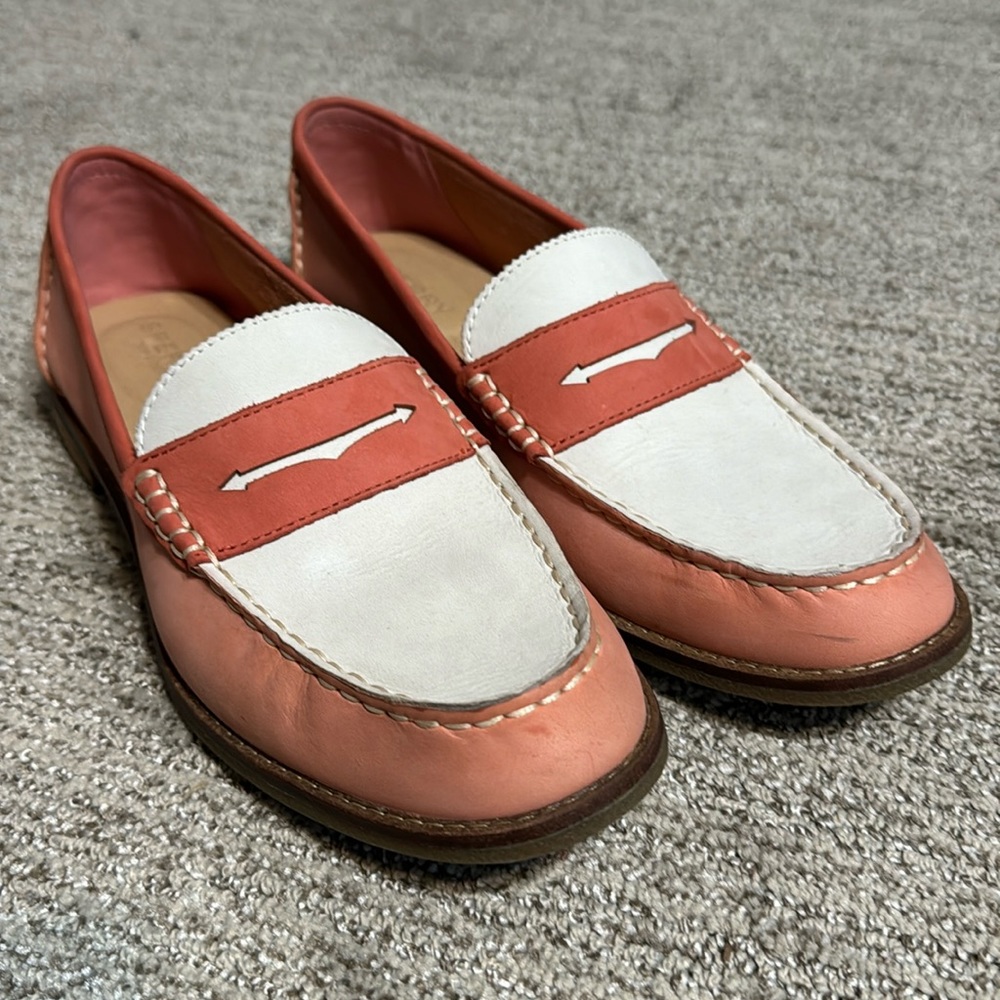 Women’s Sperry size 10